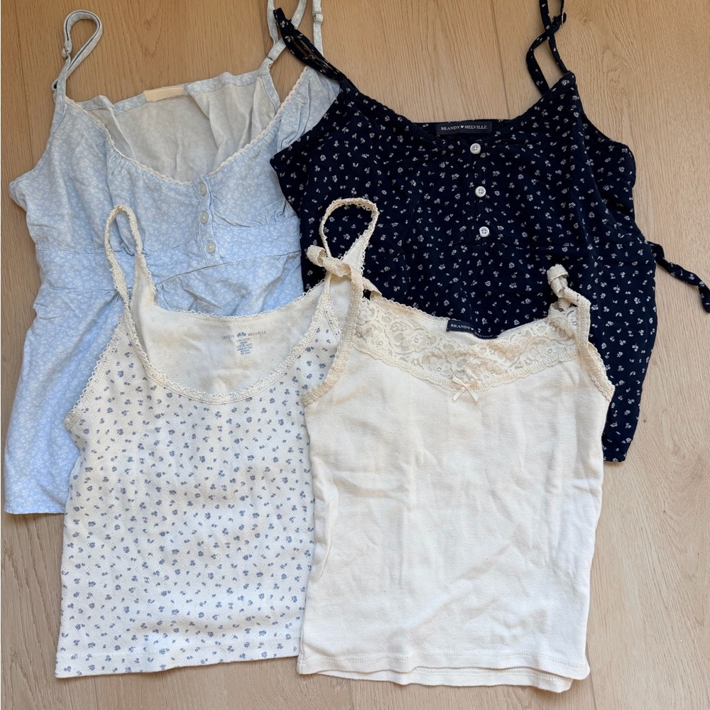 Brandy Melville/John Galt Blue & Cream Floral/Lace Tank Set